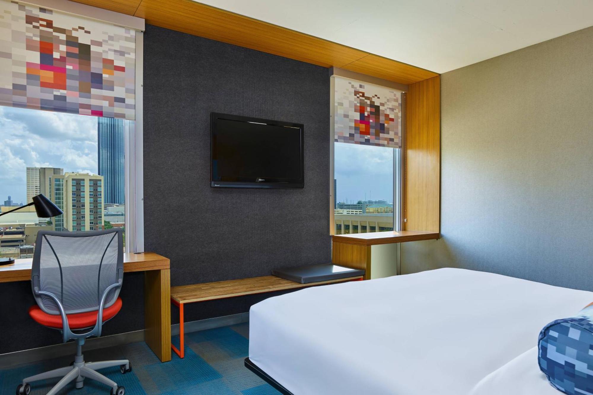 Aloft Houston By The Galleria Exterior photo